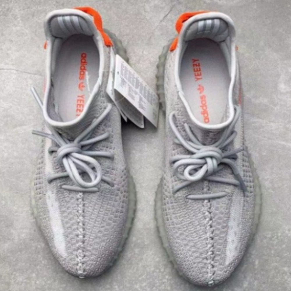 Adidas BOOST yeezy Sports men's shoes - Picture 4 of 4